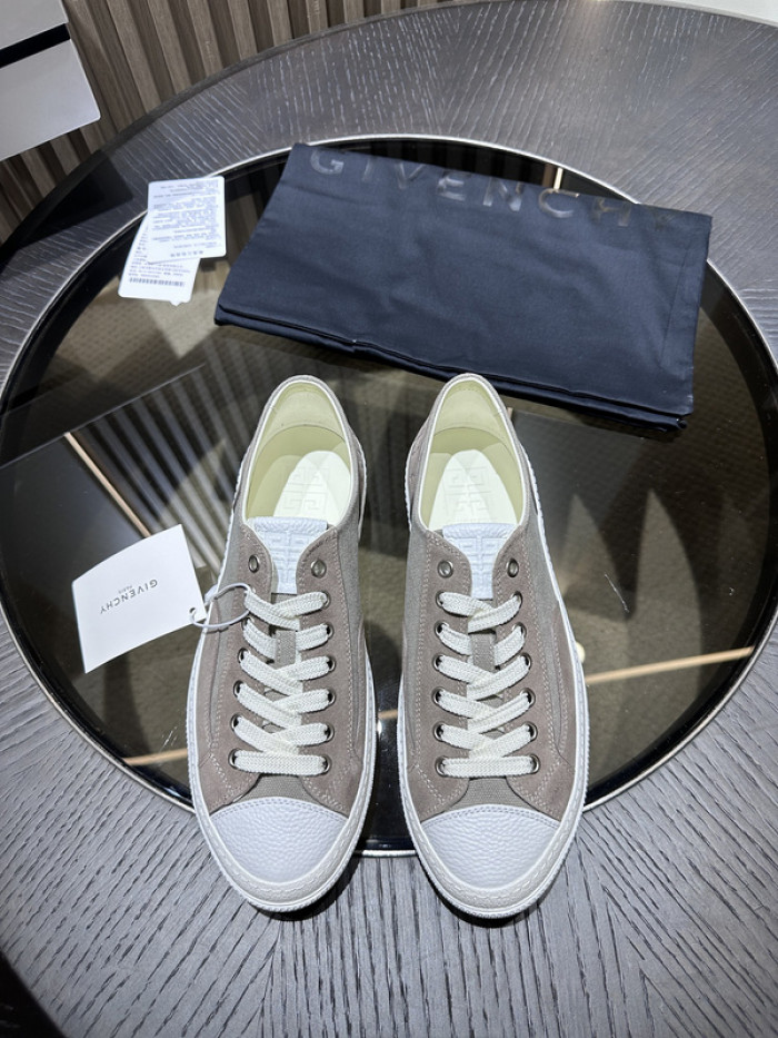 Givenchy Sneakers 660050