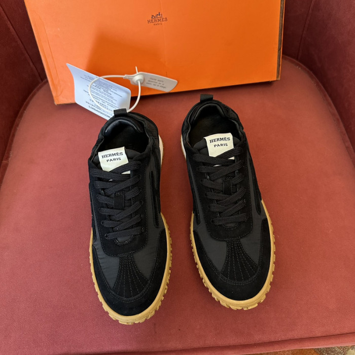 H**me5 snekaers hm037