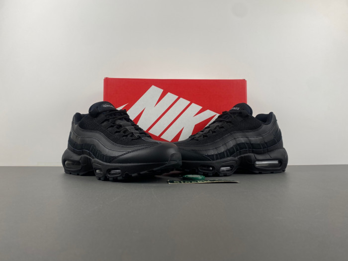 Nike Air Max 95 Essential Triple Black CL3705-001
