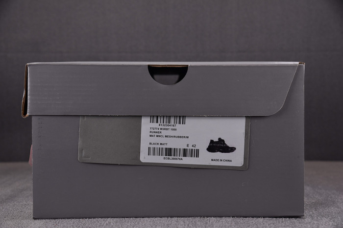 Ba1en*iaga runner sneaker w3rbt-1000