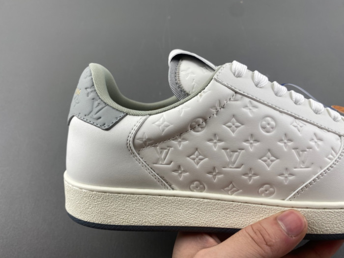 LV snekaers L0000617