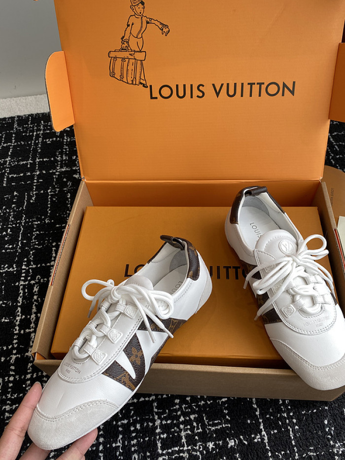 LV snekaers L0000576