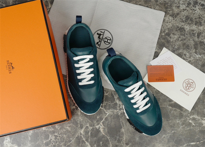 H**me5 snekaers hm010