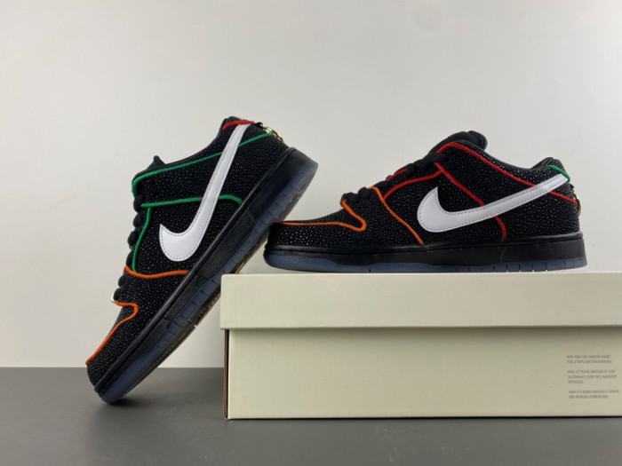 Nike SB Dunk Low Bronx Girls Skate HV1664-001