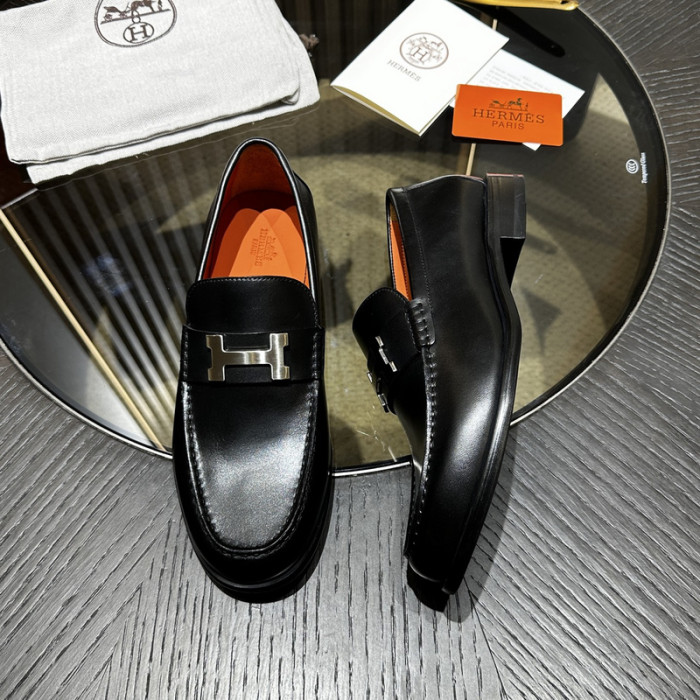 H**me5 loafers hm062