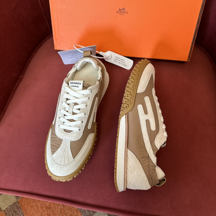 H**me5 snekaers hm043