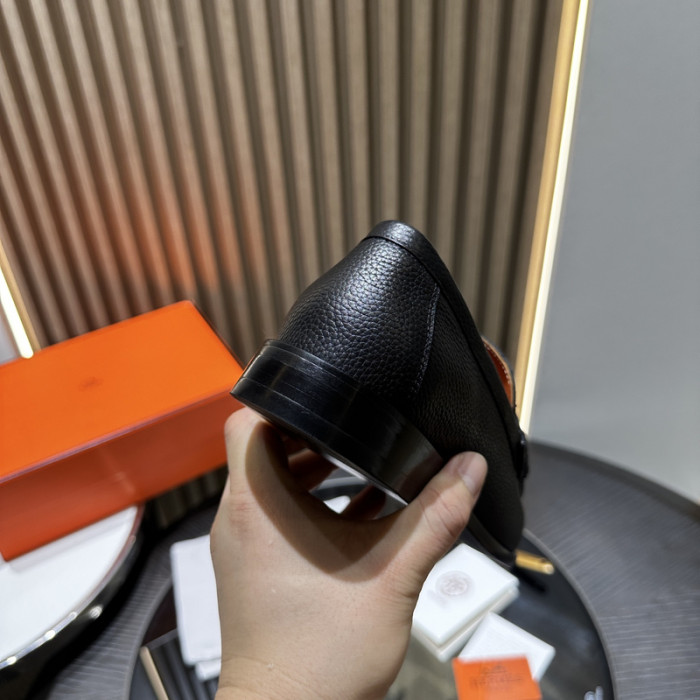 H**me5 loafers hm055