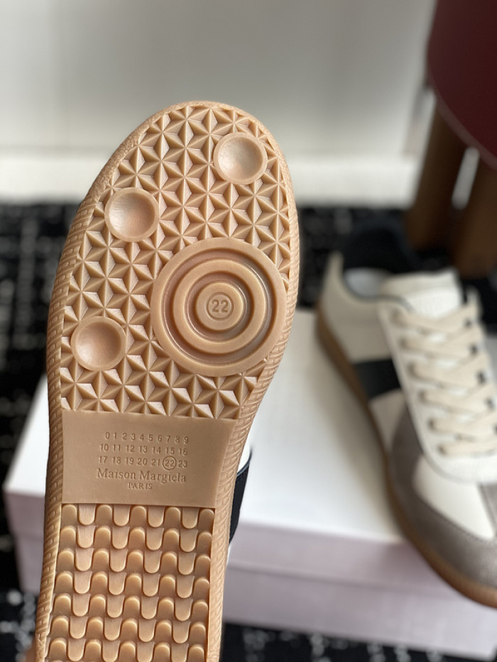 ma1s0n Marg*e1a calfskin s57ws0321