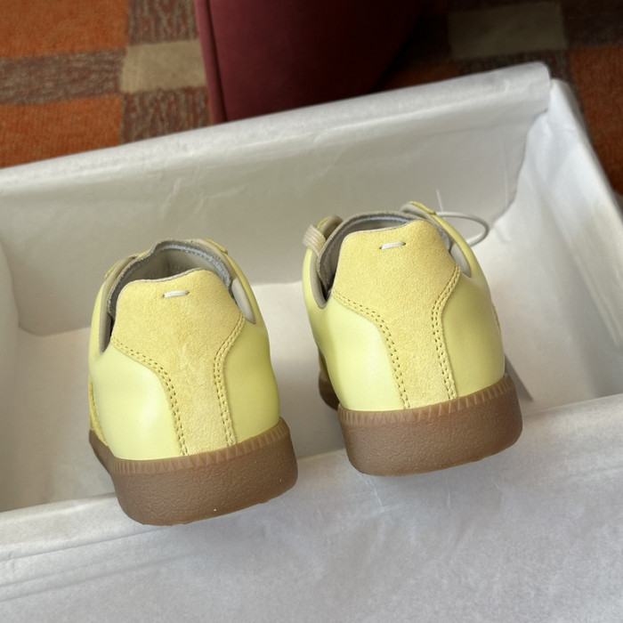 ma1s0n Marg*e1a calfskin s57ws0250