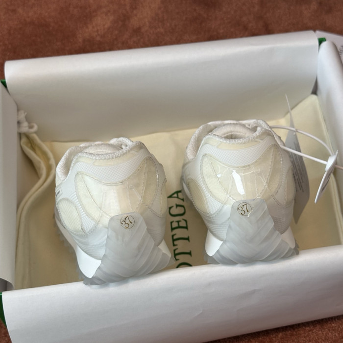 b0tt*ga Ven*ta sneakers bv00057