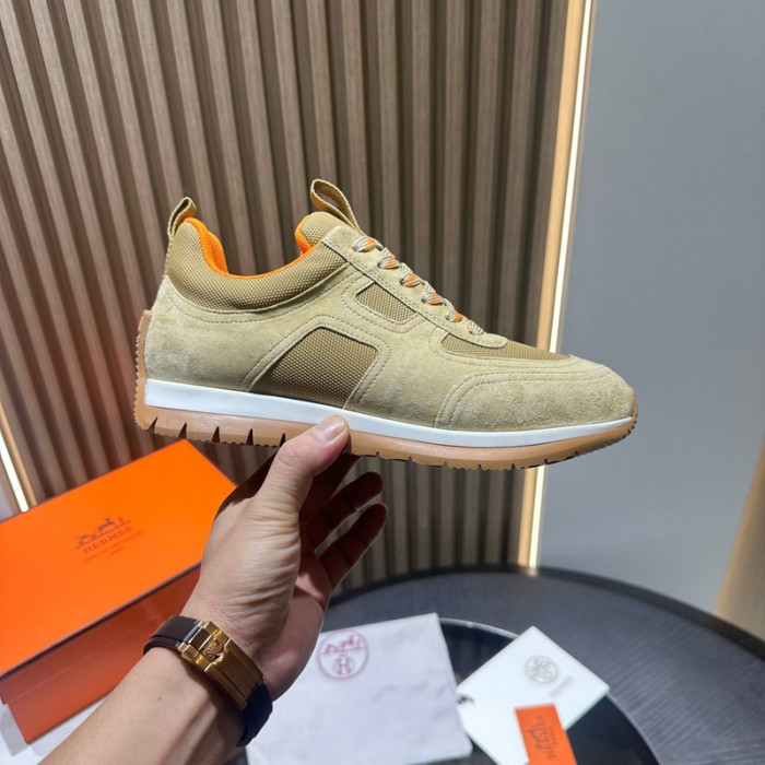 H**me5 snekaers hm051