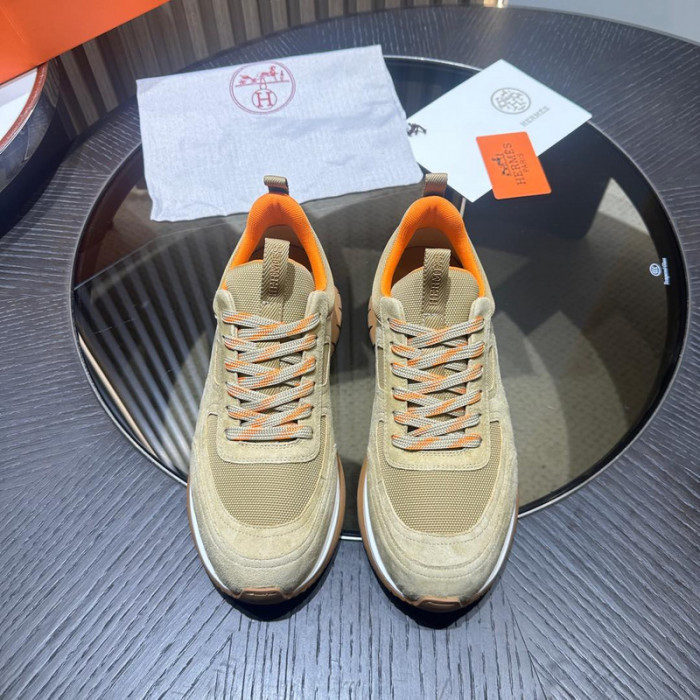 H**me5 snekaers hm051