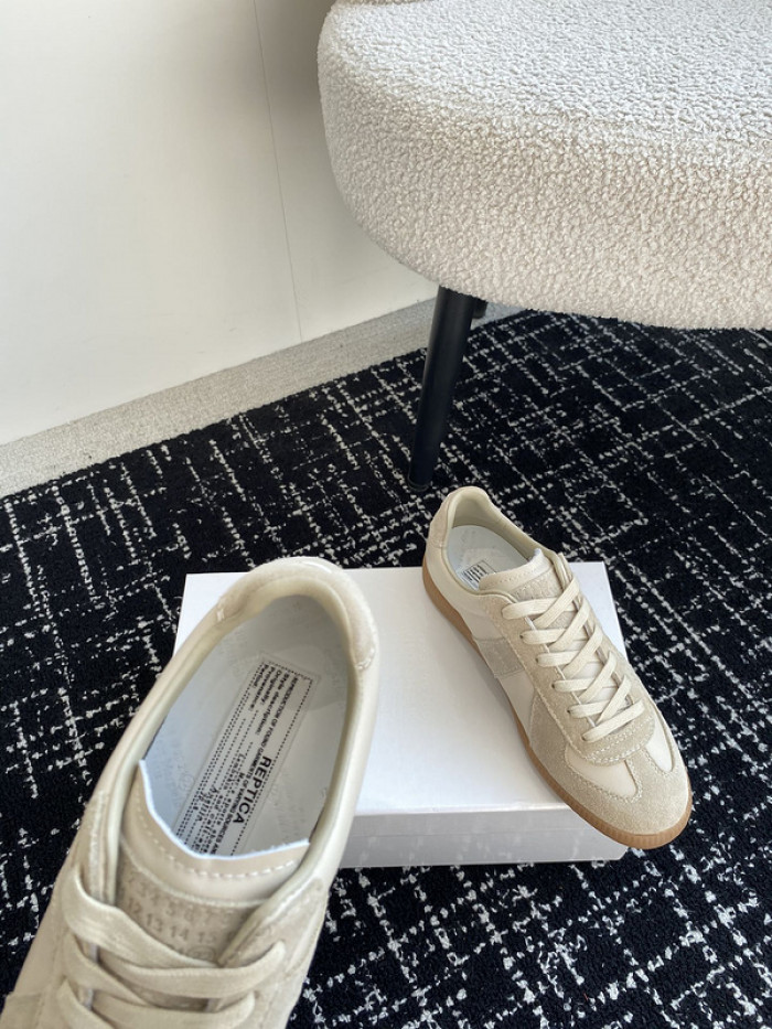 ma1s0n Marg*e1a calfskin s57ws0272