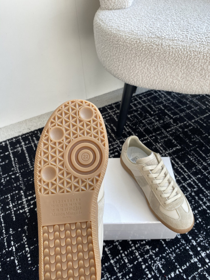 ma1s0n Marg*e1a calfskin s57ws0272