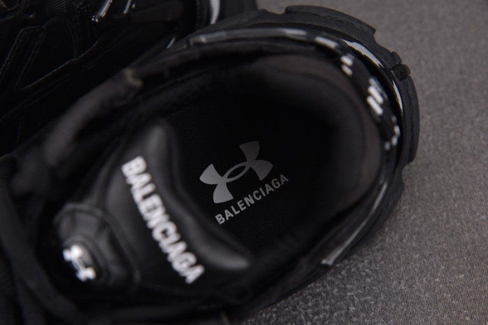 Ba1en*iaga runner sneaker wrucu 1000