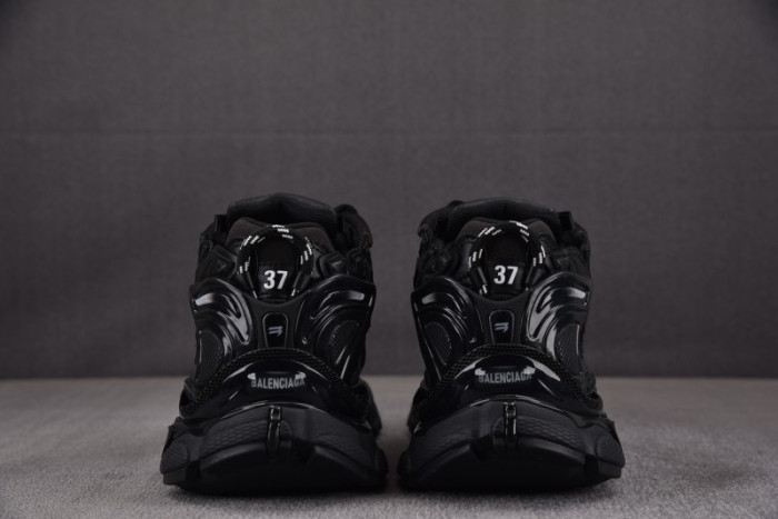 Ba1en*iaga runner sneaker wrucu 1000