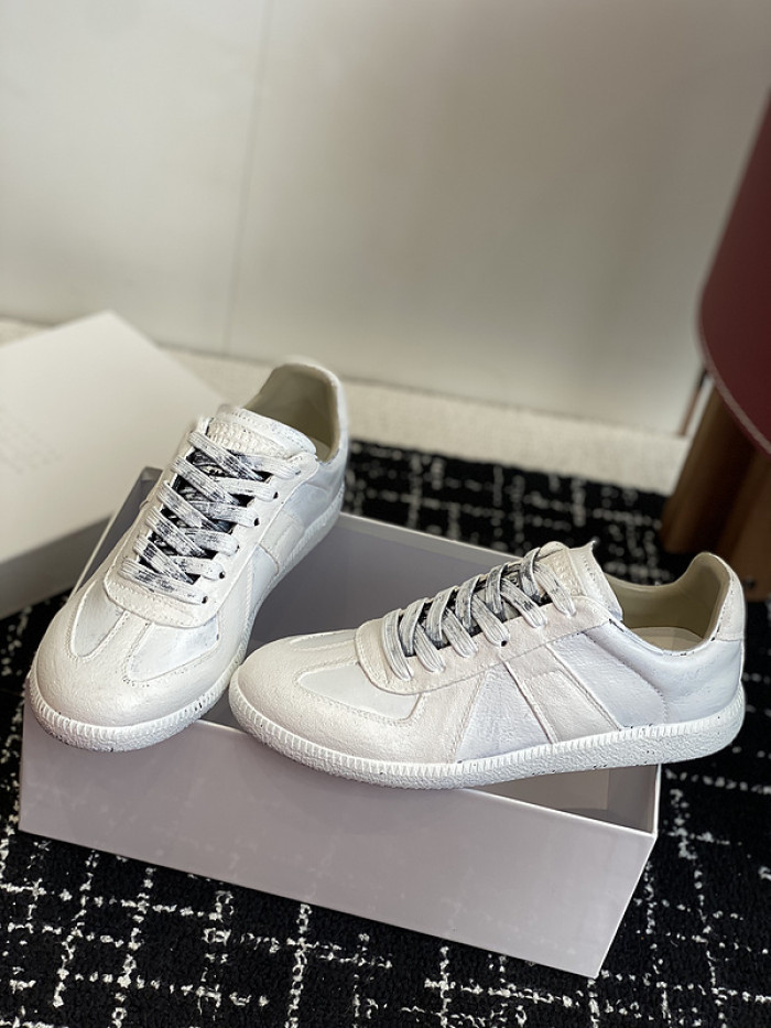 ma1s0n Marg*e1a calfskin s57ws0332