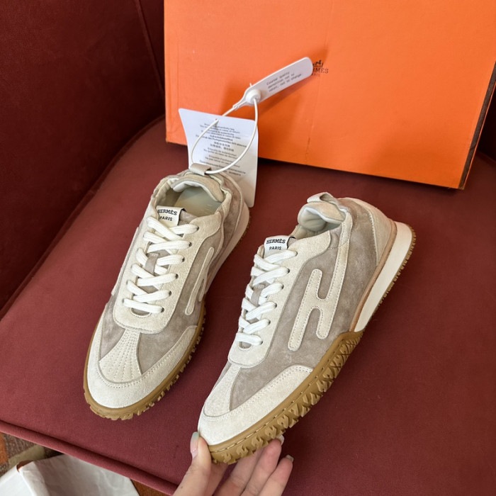 H**me5 snekaers hm040