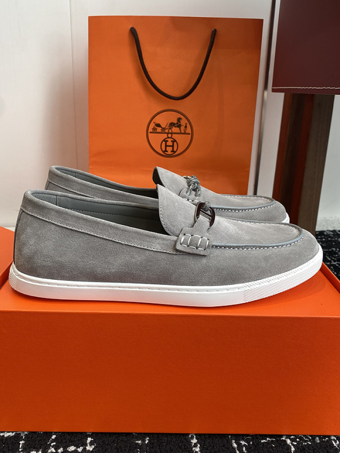 H**me5 loafers hm083
