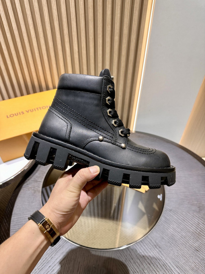 LV Boots L0000390